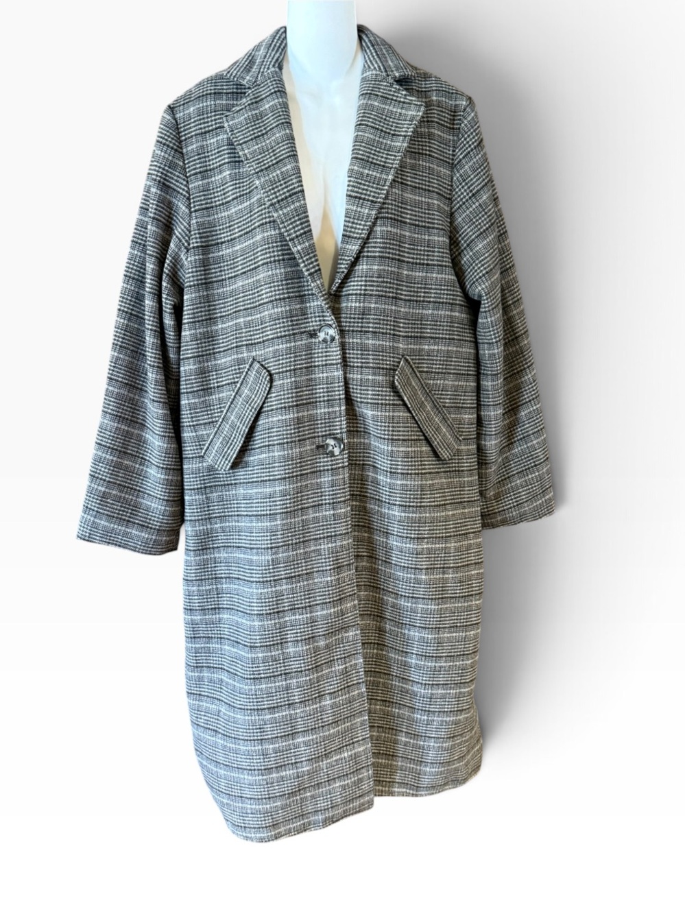 H & M Divided Black & White Plaid Mens Size Small Long Overcoat